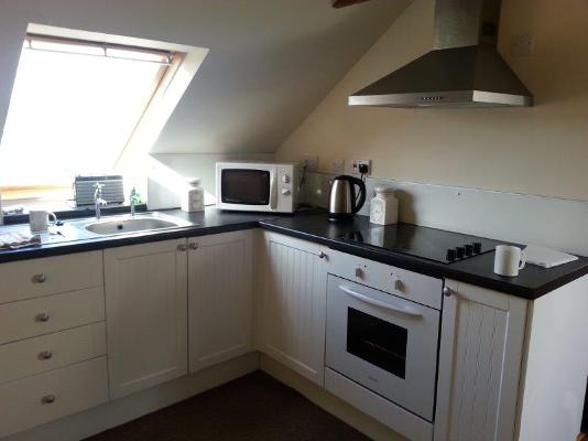 Modern, fully fitted kitchen